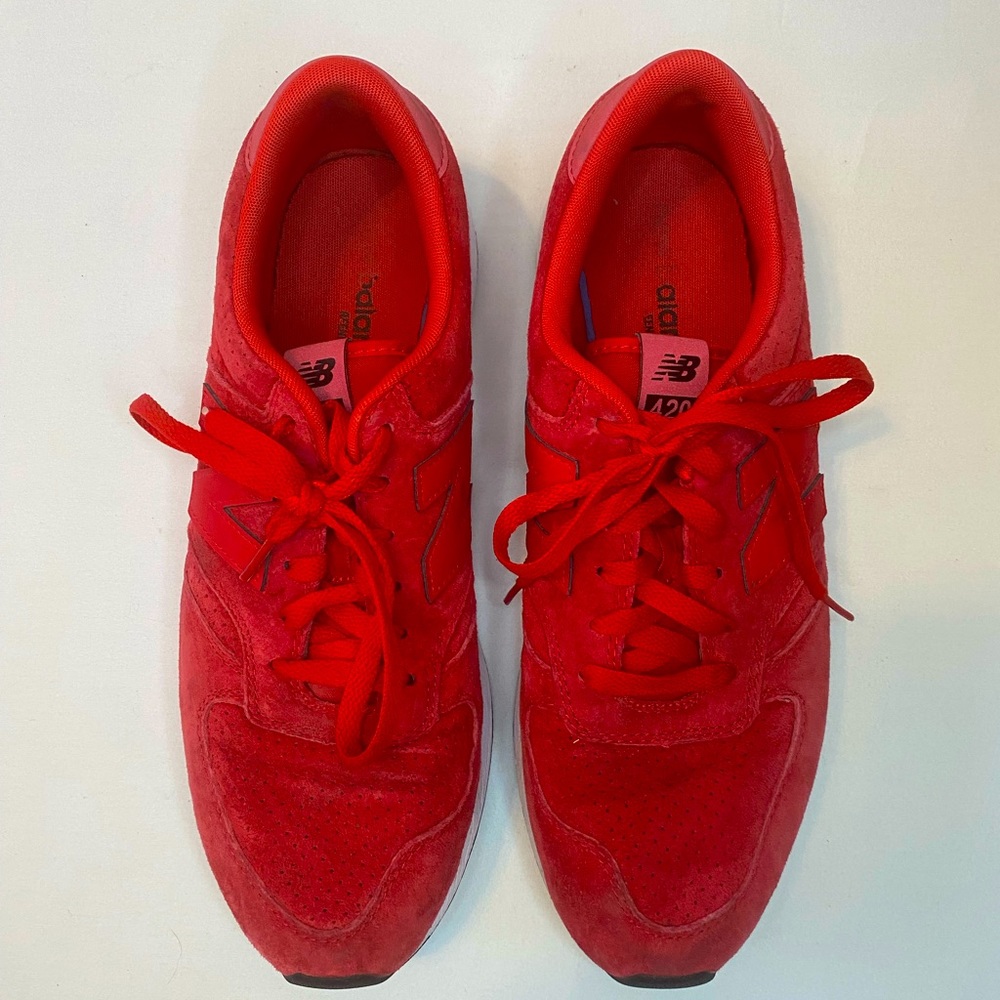 New Balance 420 Red Sneakers